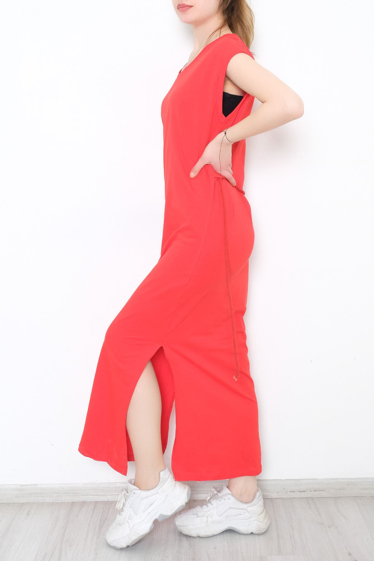 V Yaka Yırtmaçlı Elbise Kırmızı - 2213.105.